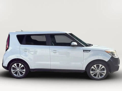 2014 Kia Soul +