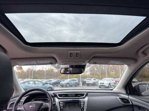 2023 Nissan Murano SL