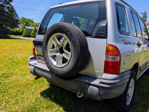 2004 Chevrolet Tracker