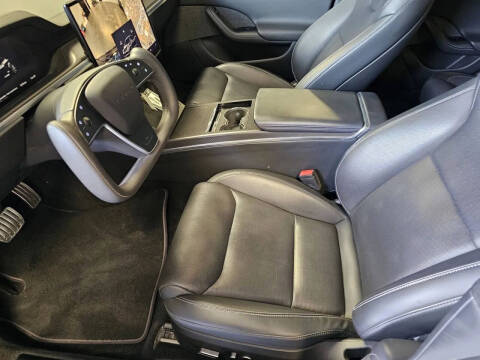 2023 Tesla Model S Plaid