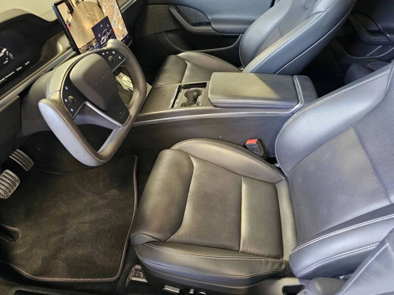 2023 Tesla Model S Plaid