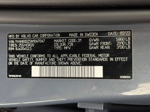 2022 Volvo XC60 Recharge T8 Inscription Expression