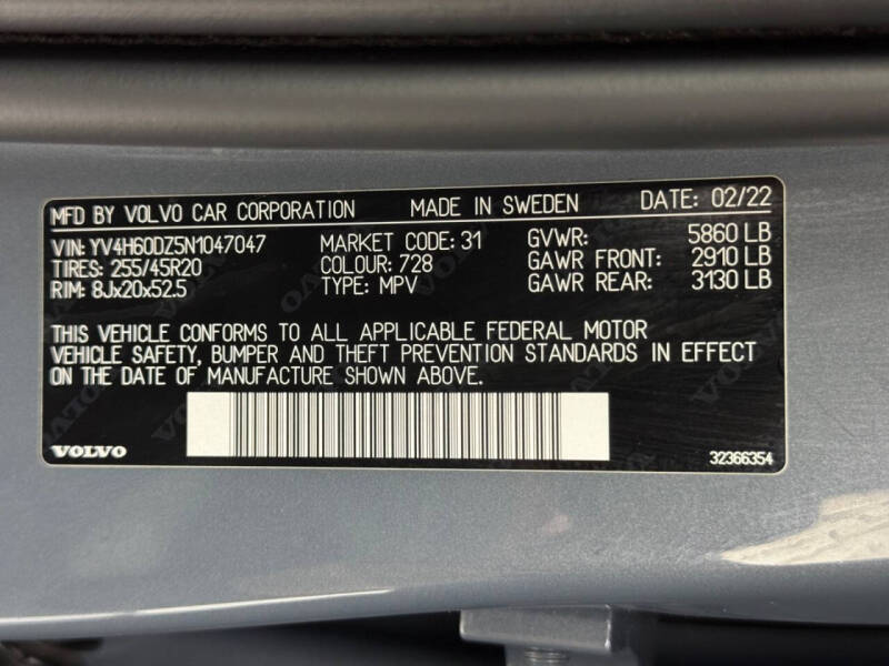 2022 Volvo XC60 Recharge T8 Inscription Expression