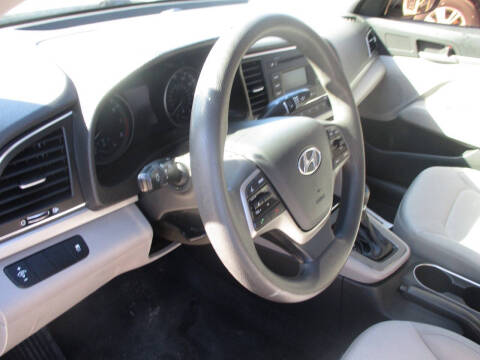 2018 Hyundai Elantra SE