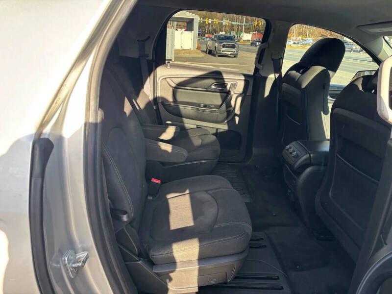 2015 GMC Acadia SLE-2