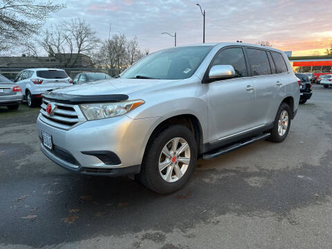2011 Toyota Highlander for sale at Universal Auto Sales in Salem OR