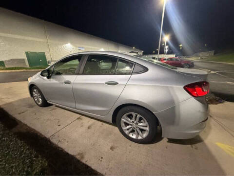 2019 Chevrolet Cruze LS