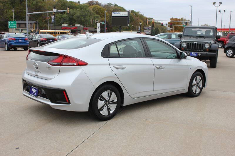 2018 Hyundai Ioniq Hybrid Blue
