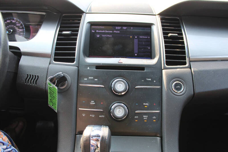 2013 Ford Taurus SEL