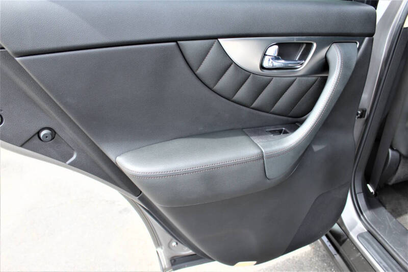 2010 Infiniti FX35