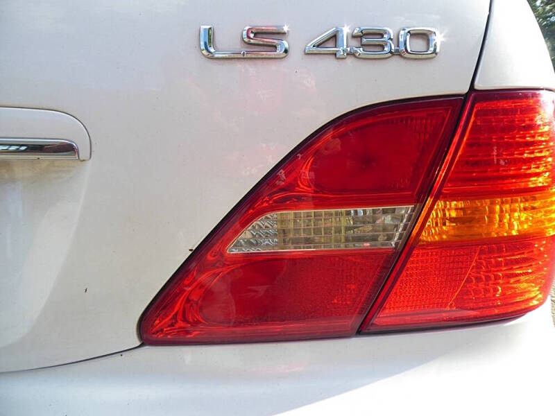 2001 Lexus LS 430