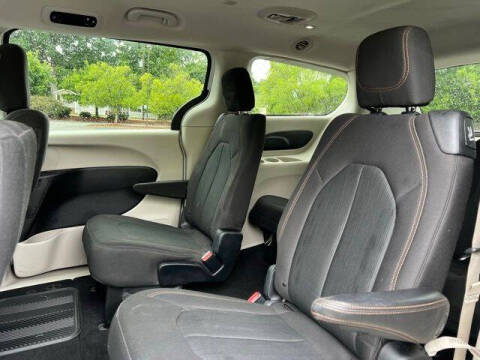 2017 Chrysler Pacifica Touring