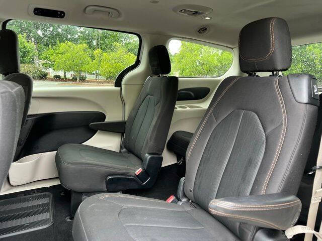 2017 Chrysler Pacifica Touring