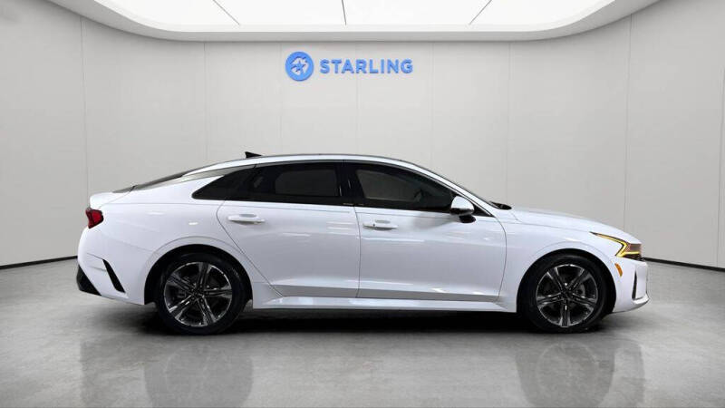 2022 Kia K5 EX