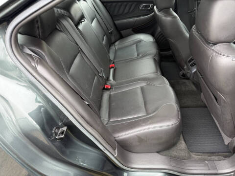 2016 Ford Taurus Limited