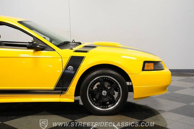 2004 Ford Mustang GT Deluxe