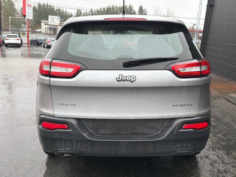 2014 Jeep Cherokee Sport