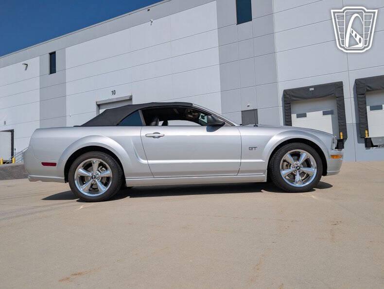 2005 Ford Mustang