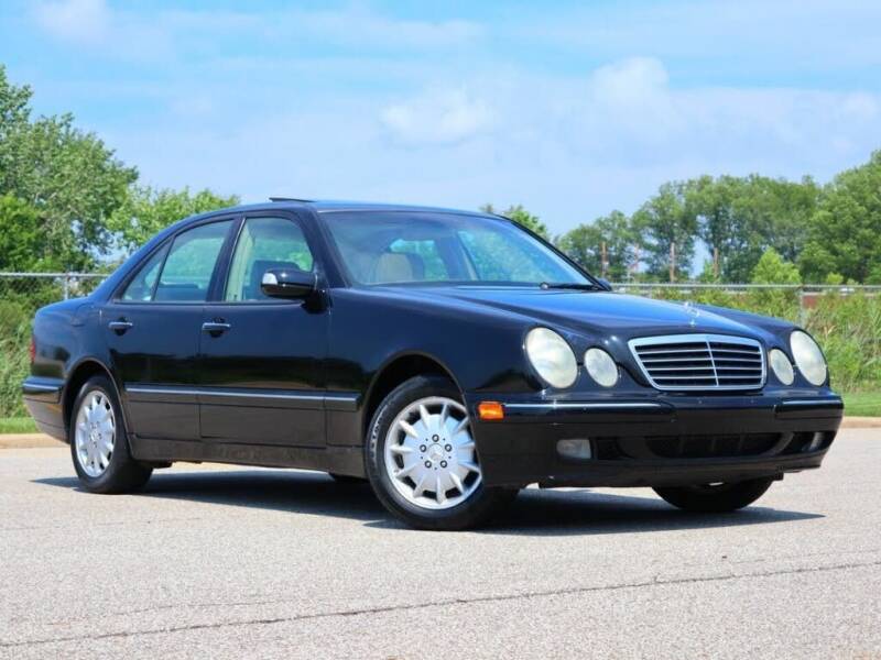 2000 Mercedes-Benz E-Class for sale at NeoClassics - JFM NEOCLASSICS in Willoughby OH