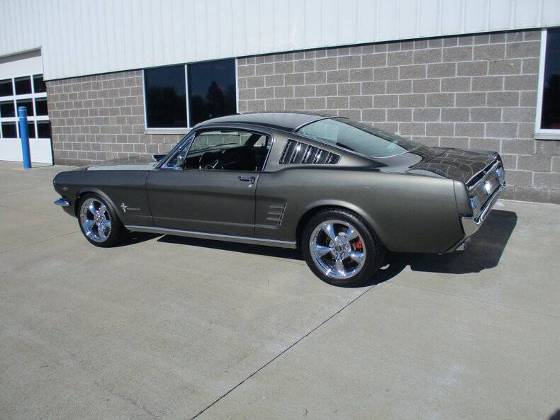 1966 Ford Mustang