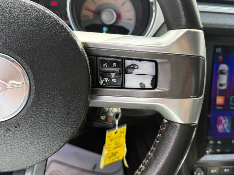 2011 Ford Mustang V6 Premium