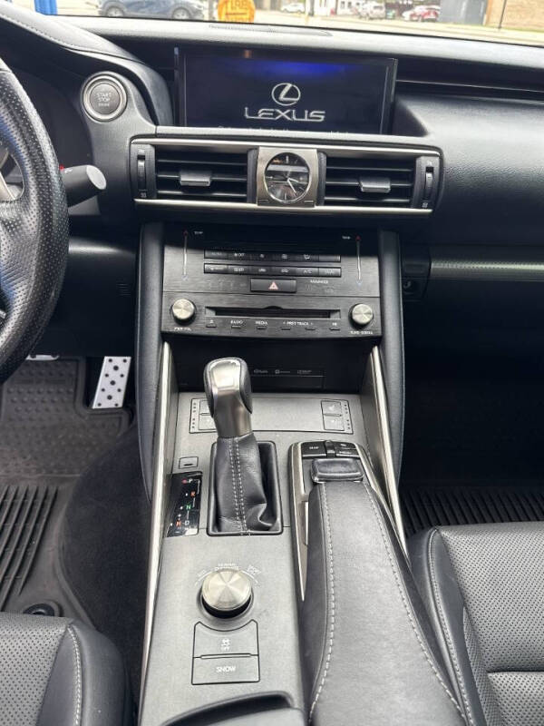 2017 Lexus IS 350