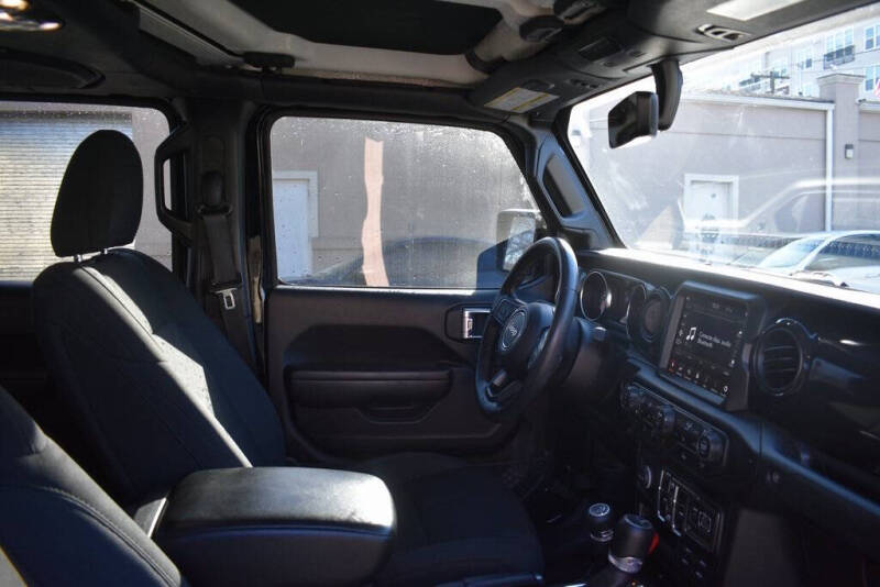 2022 Jeep Gladiator Altitude