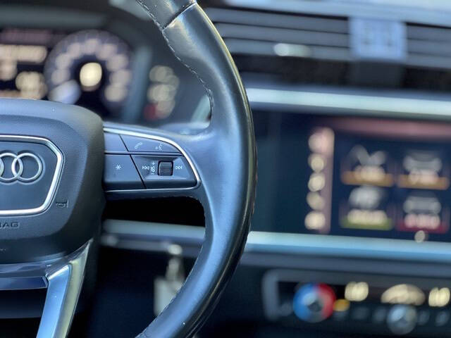 2021 Audi Q3 quattro Premium 40 TFSI