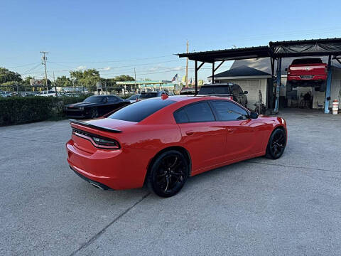 2016 Dodge Charger SXT