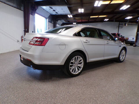 2017 Ford Taurus Limited