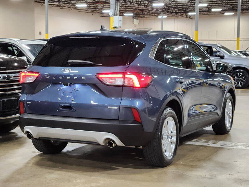 2020 Ford Escape SE