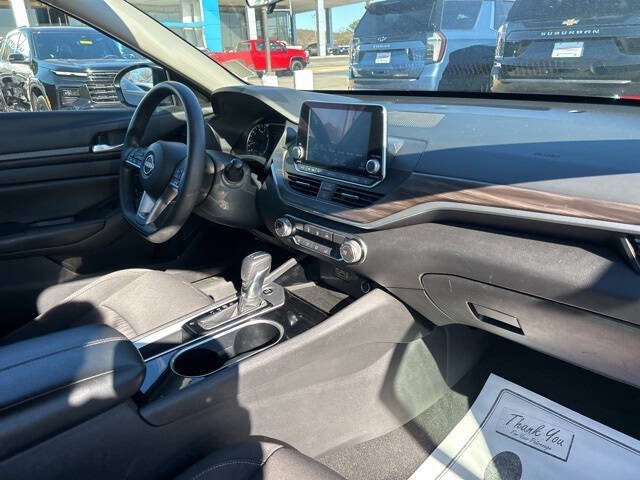 2024 Nissan Altima 2.5 SV