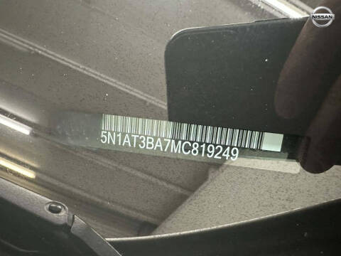 2021 Nissan Rogue SV