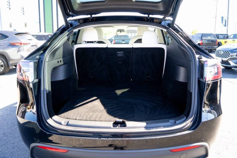 2020 Tesla Model Y Long Range