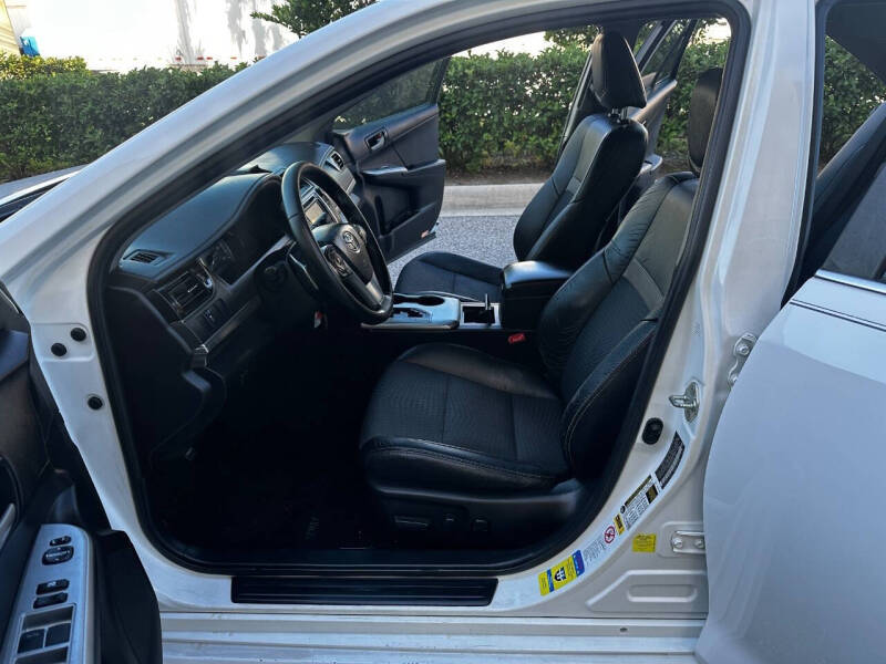 2012 Toyota Camry SE