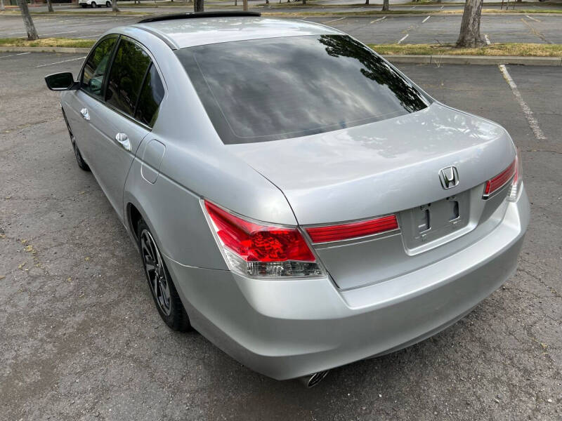 2011 Honda Accord EX V6 photo 18