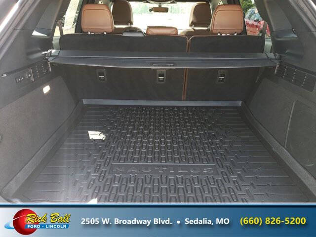 2022 Lincoln Nautilus Reserve