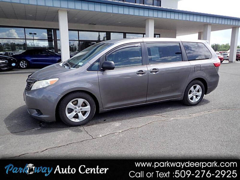 2015 Toyota Sienna L 7-Passenger
