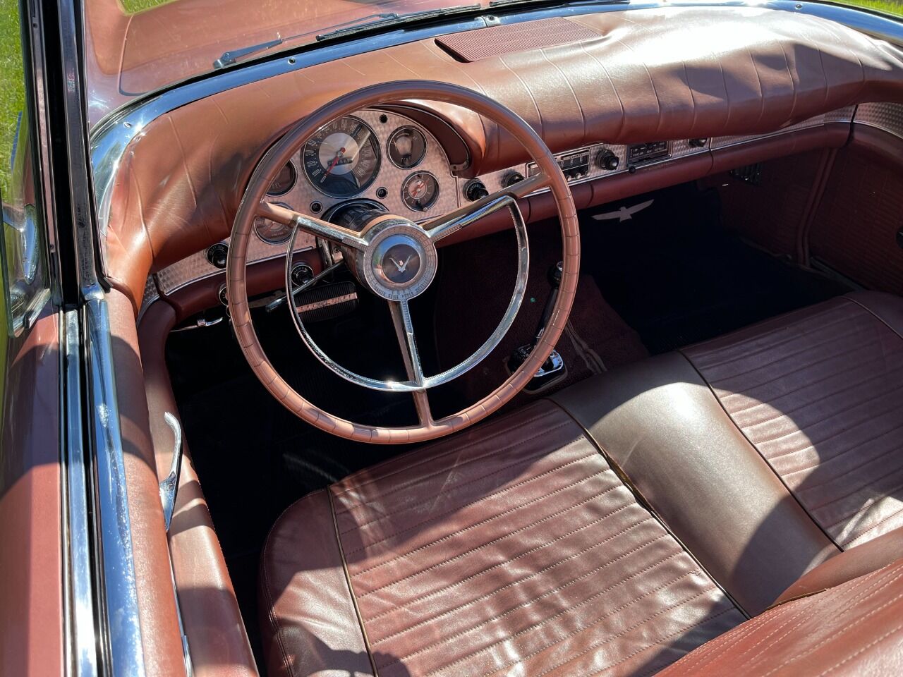 1957 Ford Thunderbird 244