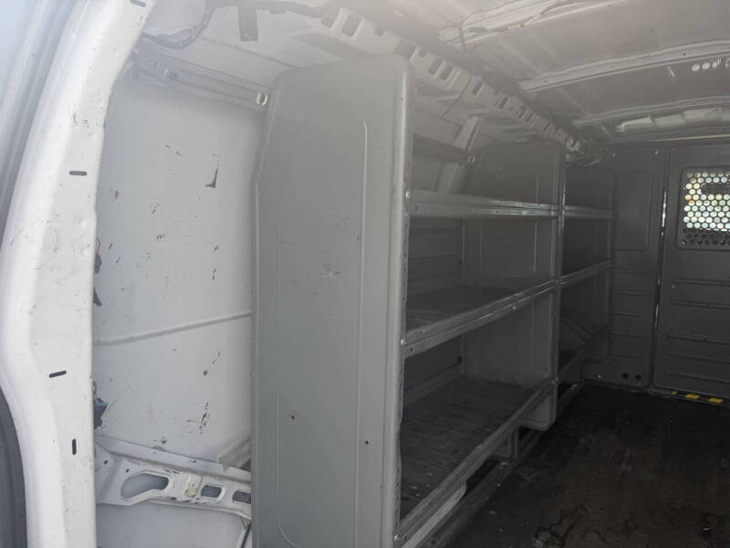 2014 Chevrolet Express 2500
