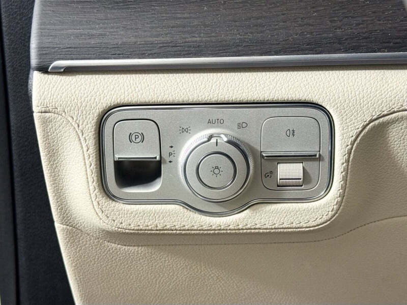 2021 Mercedes-Benz GLS GLS 580