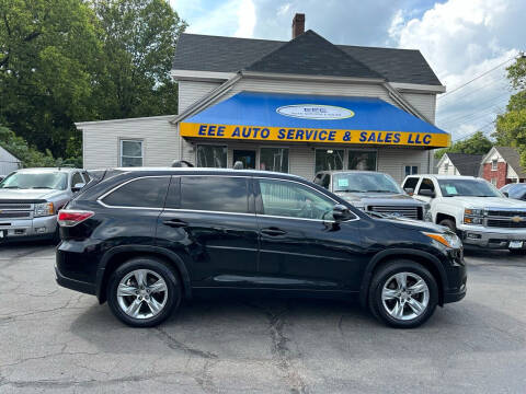 2015 Toyota Highlander for sale at EEE AUTO SERVICES AND SALES LLC in Cincinnati OH