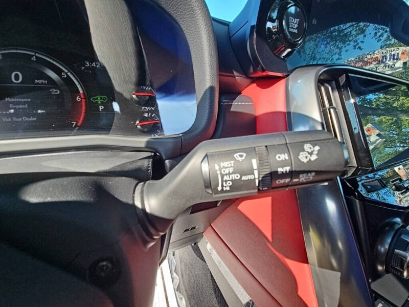 2022 Lexus LX 600 F SPORT Handling