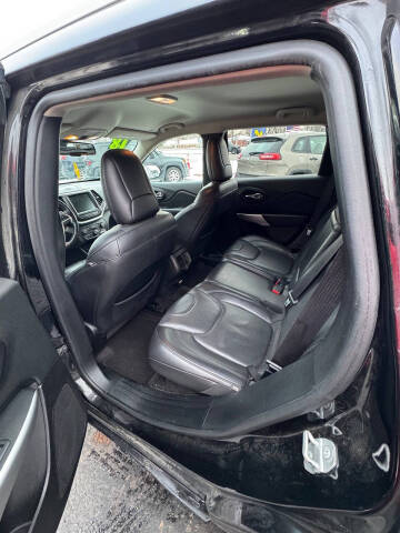 2018 Jeep Cherokee Overland