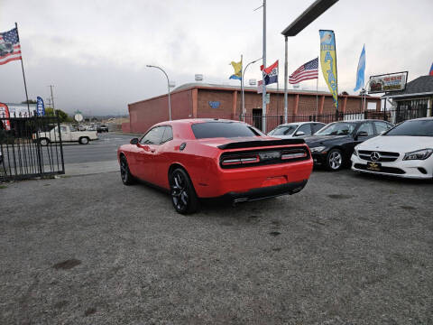 2019 Dodge Challenger SXT