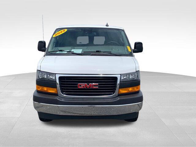 2025 GMC Savana LT 3500