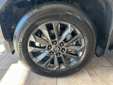 2025 Toyota Land Cruiser