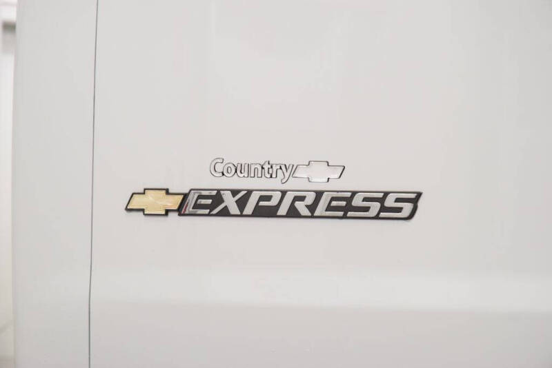 2024 Chevrolet Express LT 3500