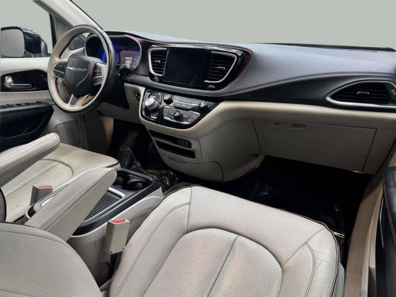 2017 Chrysler Pacifica Limited