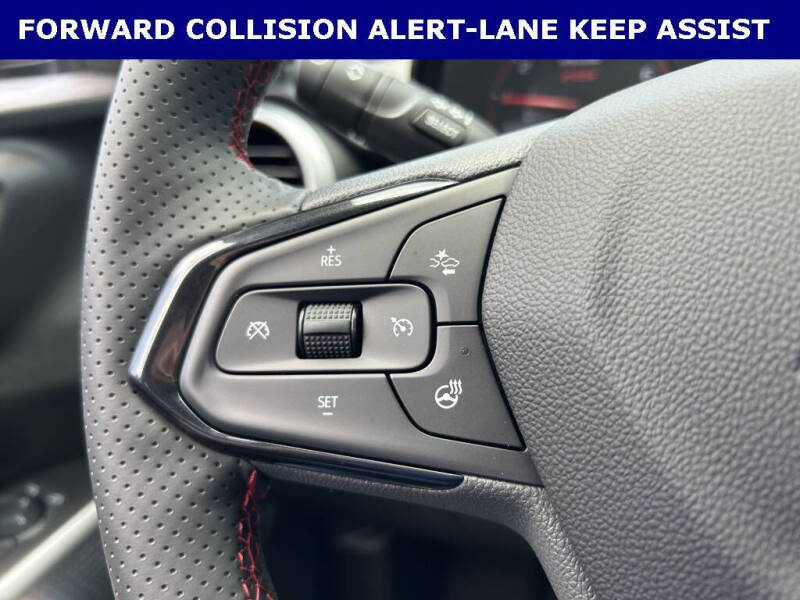 2025 Chevrolet Trax RS